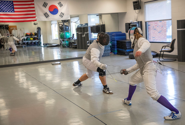 Image of 2 S&T students fencing during a regular practice